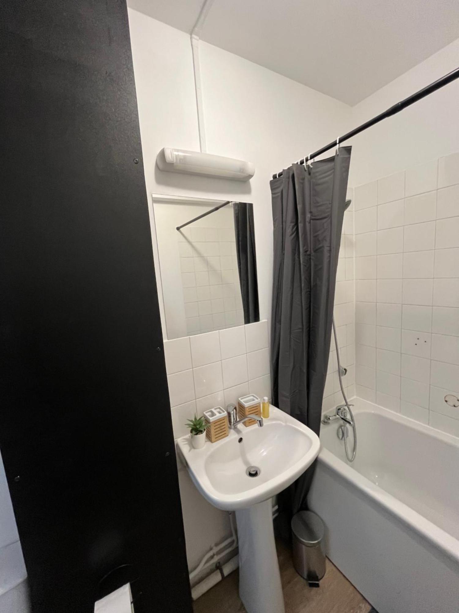 Appartement Proche De La Citadelle Saint-Andre-lez-Lille Eksteriør bilde